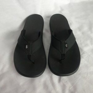 Black NIKE thong flip flops